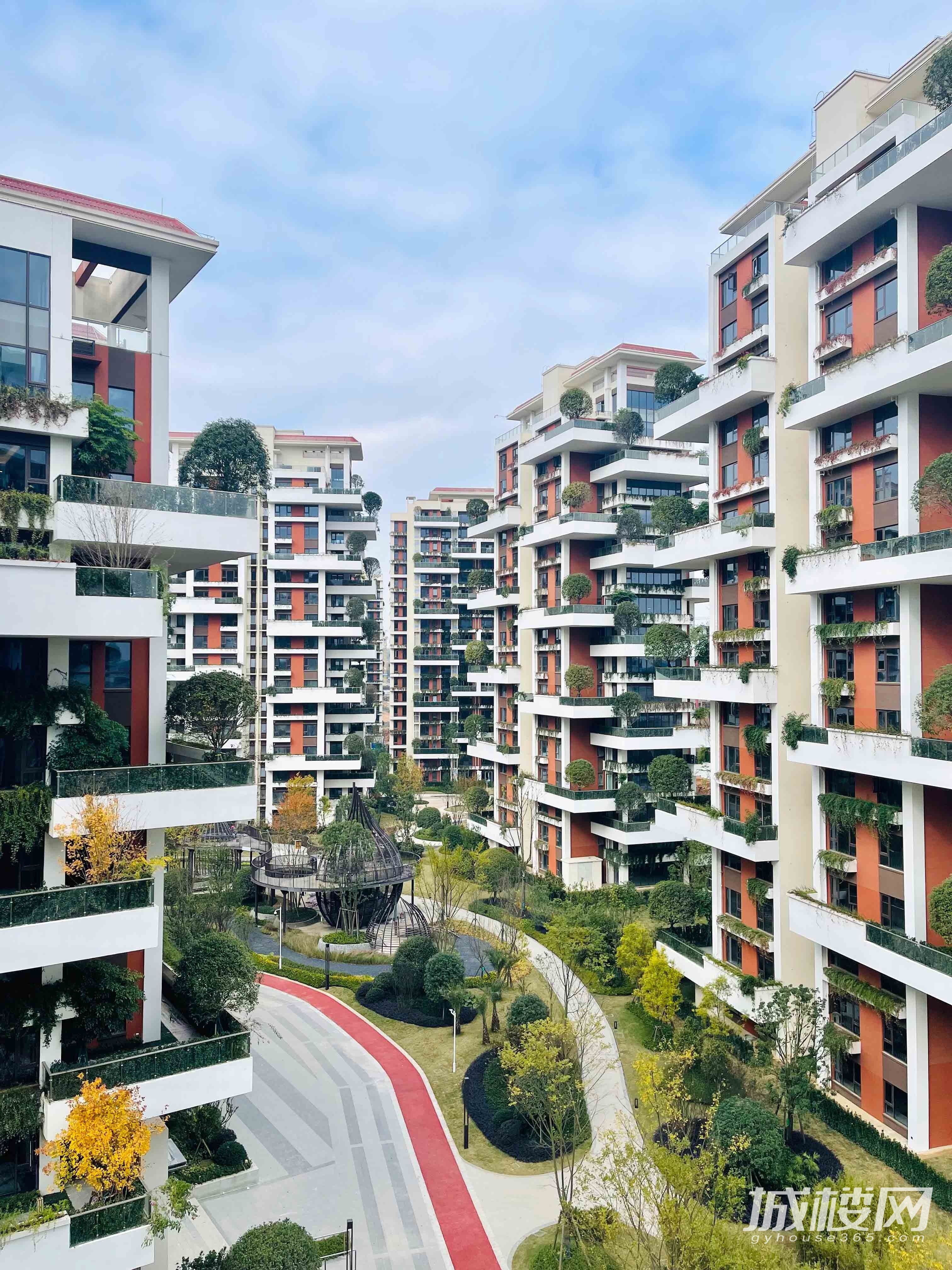 中国铁建贵安花语墅11月家书呈启 花语墅在自然里等您回家