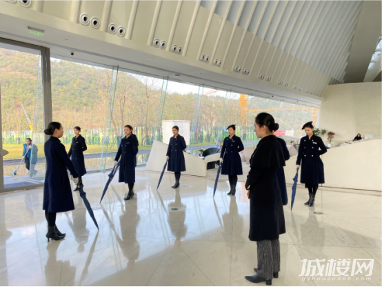 贵阳铁建城:“荷兰管家”来了