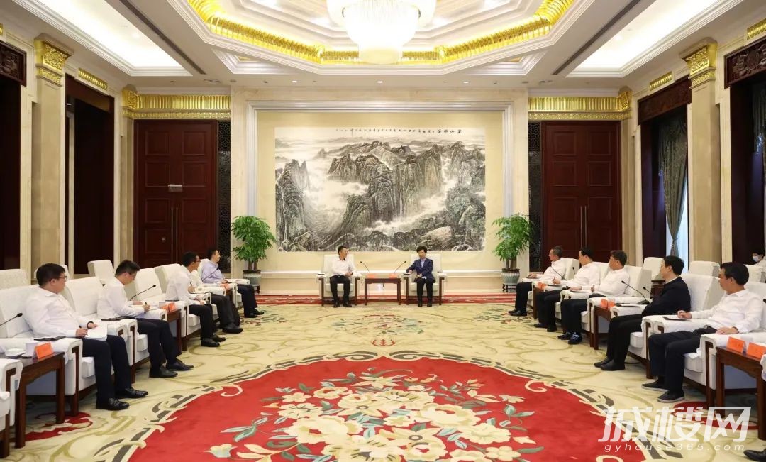 贵州省委书记谌贻琴会见万科集团董事会主席郁亮一行