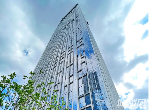 碧桂园贵阳中心7月最新工程进度披露 7栋建筑均按计划进行中