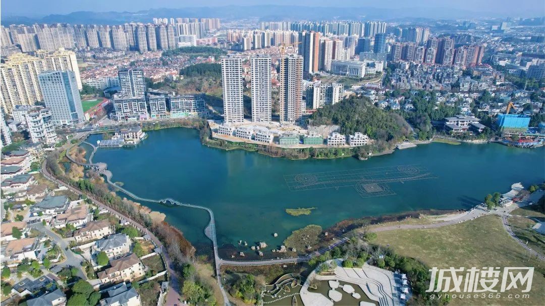 贵阳南湖里湖语半岛140㎡观湖大平层 营造团圆之境焕新美好生活
