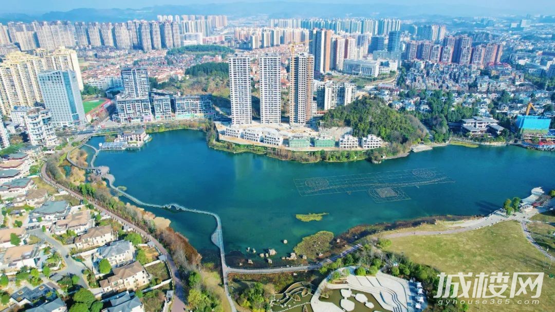 贵阳南湖里湖语半岛|城市双主轴之上的品质湖居,与湖仅10米