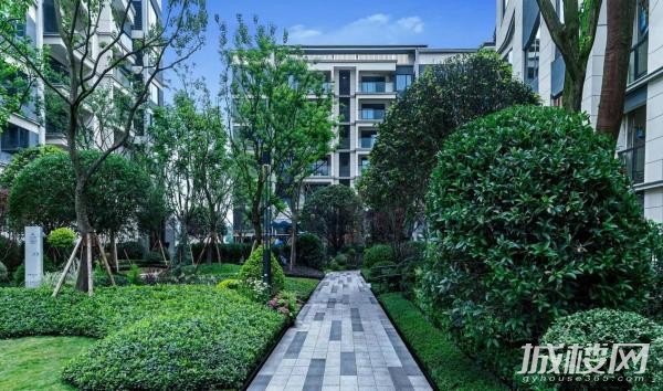 贵阳龙湖景粼天著学府洋房新推