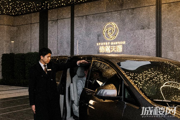昆明1-4月南市大平层三冠王,锦粼天曜火出圈