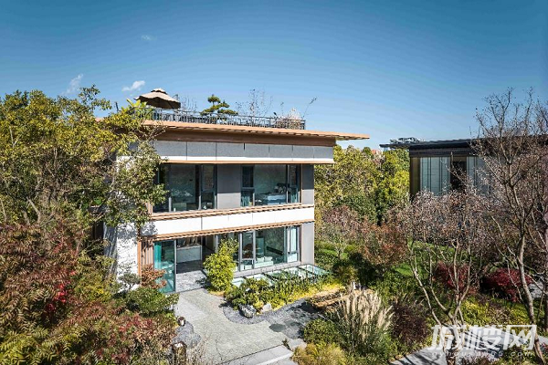 龙湖·山海原著|度假区终于上新了!心动山海空中院,奢享夏日丰盈
