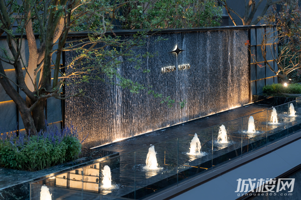 贵阳龙湖·领峯|金融城芯央景王座 D5栋楼王最后10套清栋在即