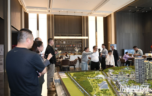 领衔贵阳热度,惟此龙湖领峯!头排观景奢宅加推,引爆改善置业潮