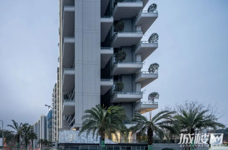 贵阳铁建城悦墅:种一座会呼吸的空中花园