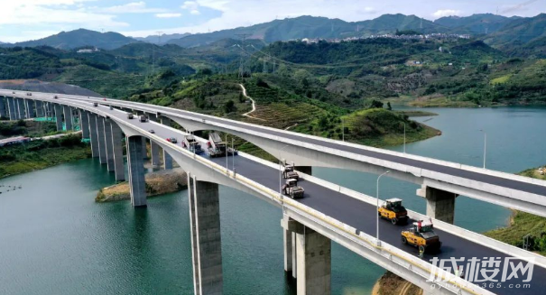 广西南天高速公路进入最后冲刺阶段 预计年底通车!
